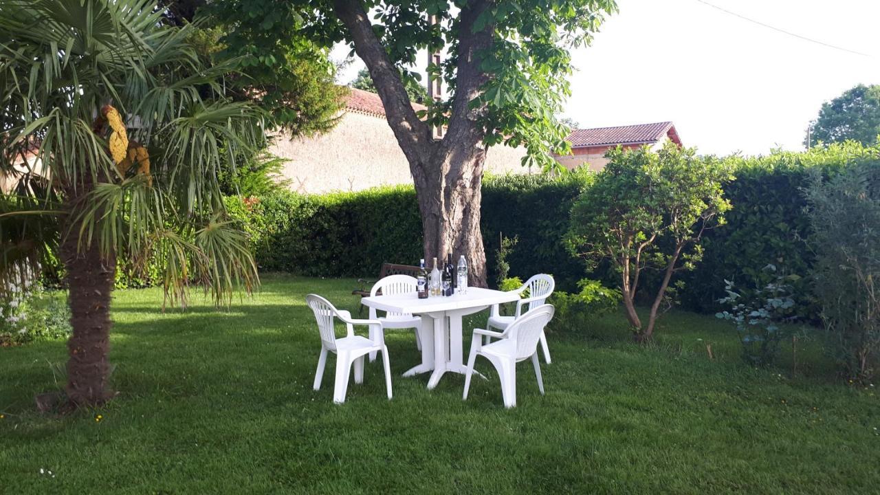 Jazz et Vacances Monlezun Exterior foto